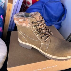 Supreme Brown Ankle Boots with Faux Fur